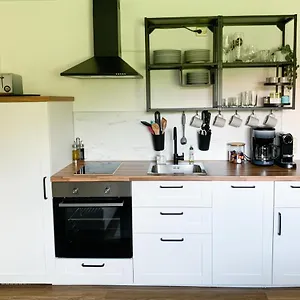 Apartment M&m, Seeg